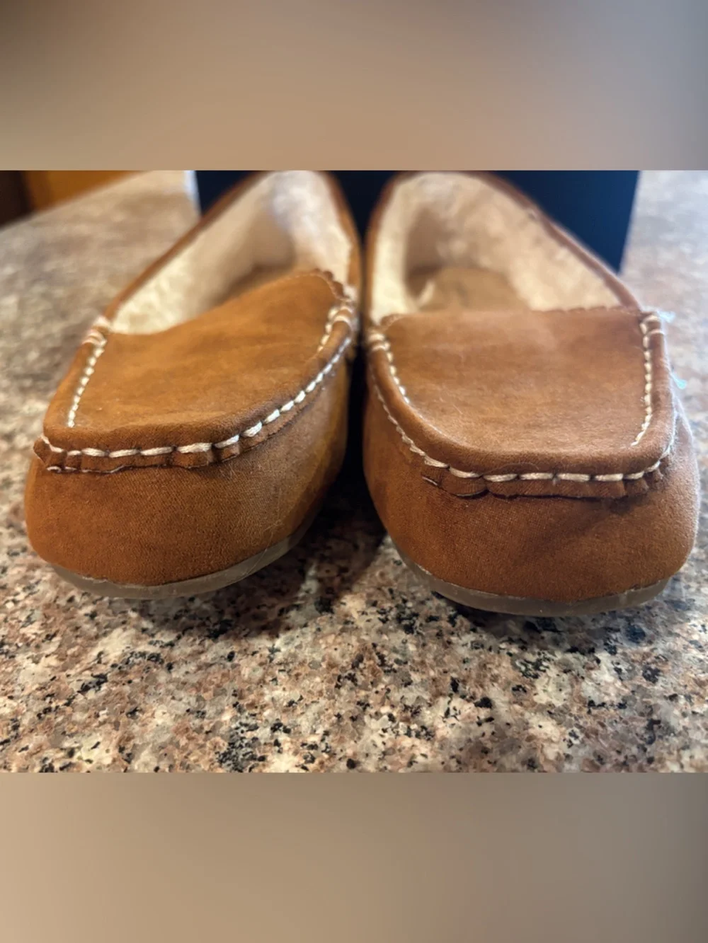 St. John's Bay Women's Chestnut Suede Fleece-Lined Moccasins       Size 8.5 - Picture 5 of 14